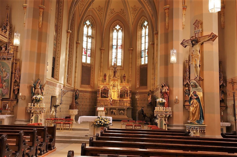 Abbau des Ostergrabes – ein gesellschaftliches Ereignis