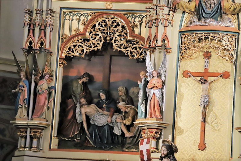 Abbau des Ostergrabes – ein gesellschaftliches Ereignis