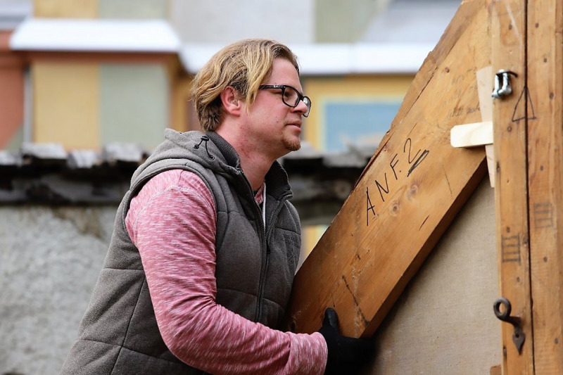 Abbau des Ostergrabes – ein gesellschaftliches Ereignis