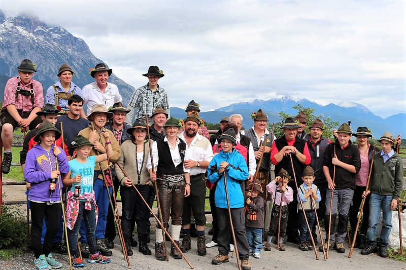 Almabtrieb Feldereralpe 2013 – „So wie seit 100 Jahren“