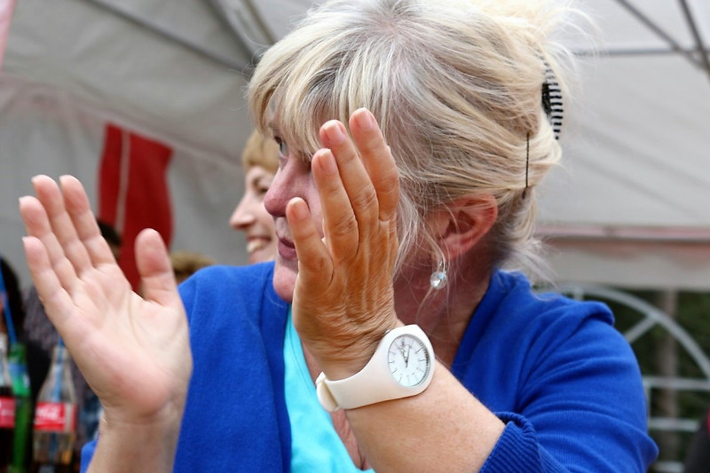 Almabtrieb Hochfeldernalm – Hirtenfamilie nimmt Abschied