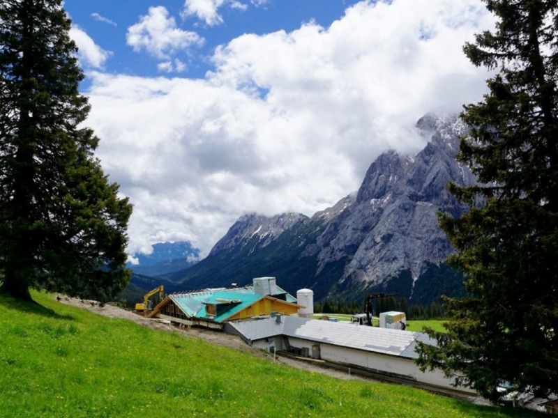 Almauftrieb von Mieming zur Feldereralpe – „Gummistiefelwetter“