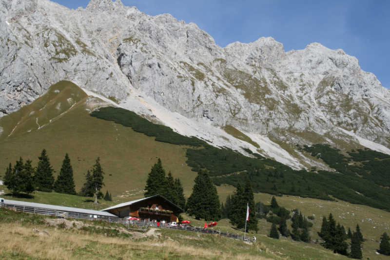 „Almentaufe“ hinter den Mieminger Bergen