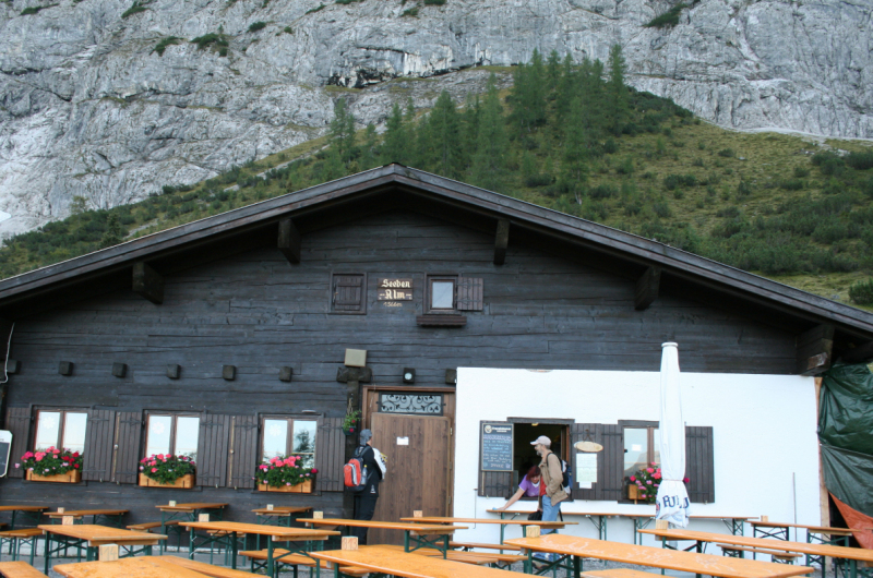 „Almentaufe“ hinter den Mieminger Bergen
