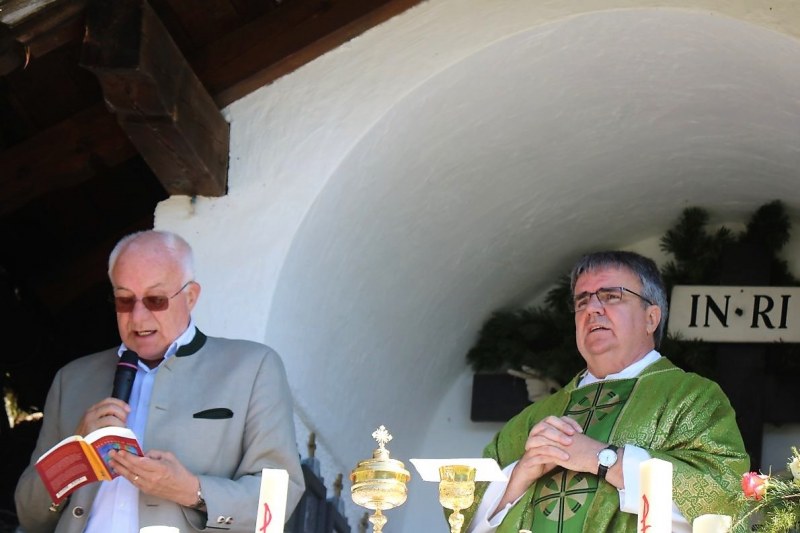 Almmesse auf der Marienbergalm – „Ein unvergleichbares Altarbild“