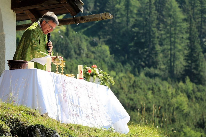 Almmesse auf der Marienbergalm – „Ein unvergleichbares Altarbild“