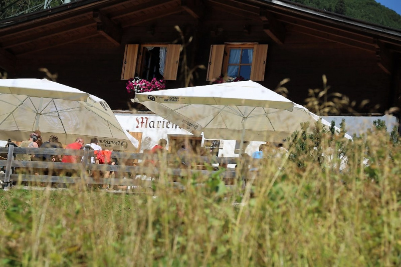 Almmesse auf der Marienbergalm – „Ein unvergleichbares Altarbild“