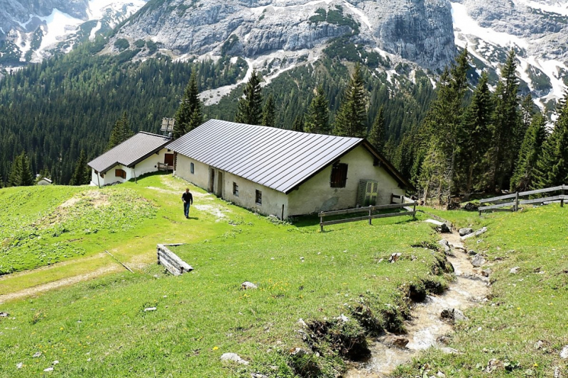 Baustelle Feldernalpe – „Fortschritte deutlich erkennbar“