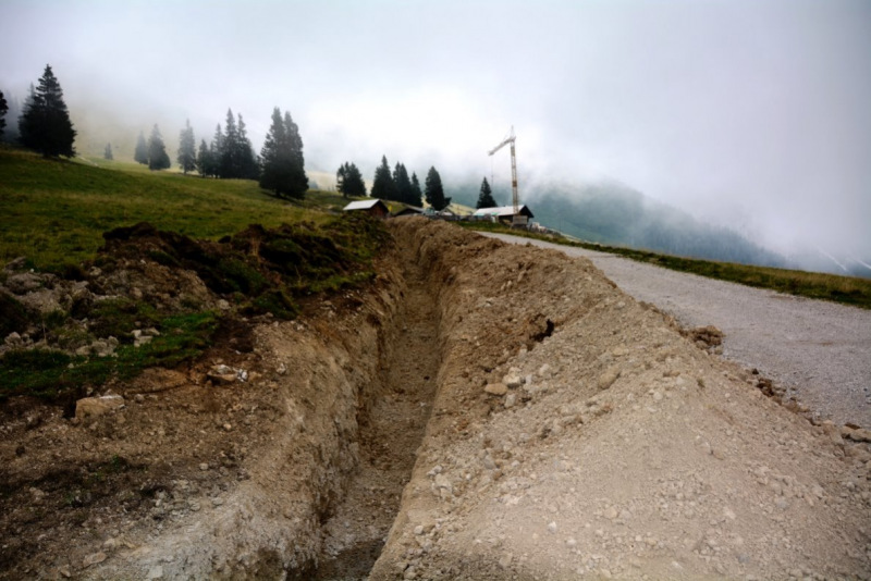 Baustelle Hochfeldern Alm – Mit neuem Dachstuhl winterfest