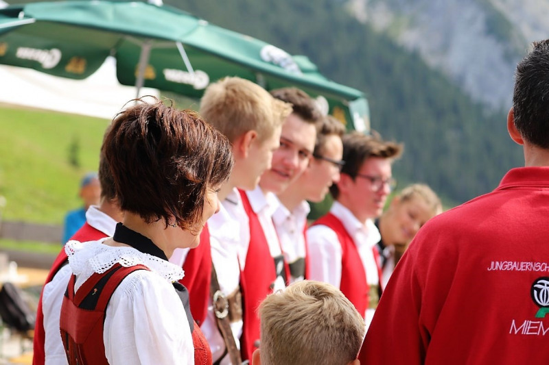 Bergmesse auf der Hochfeldernalm – Festakt Mieminger Sänger