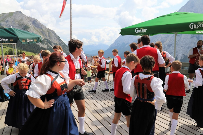 Bergmesse auf der Hochfeldernalm – Festakt Mieminger Sänger