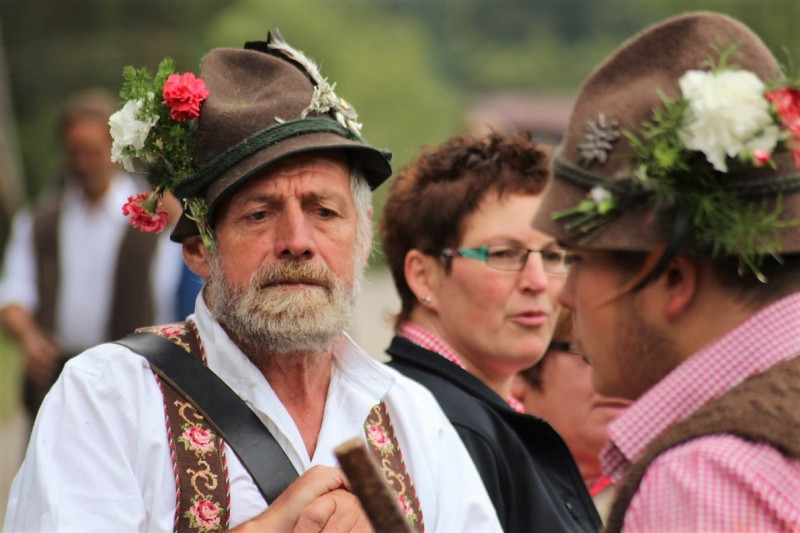 Drei-Almen-Abtrieb in Mieming – Abschied des Marienberg-Hirten