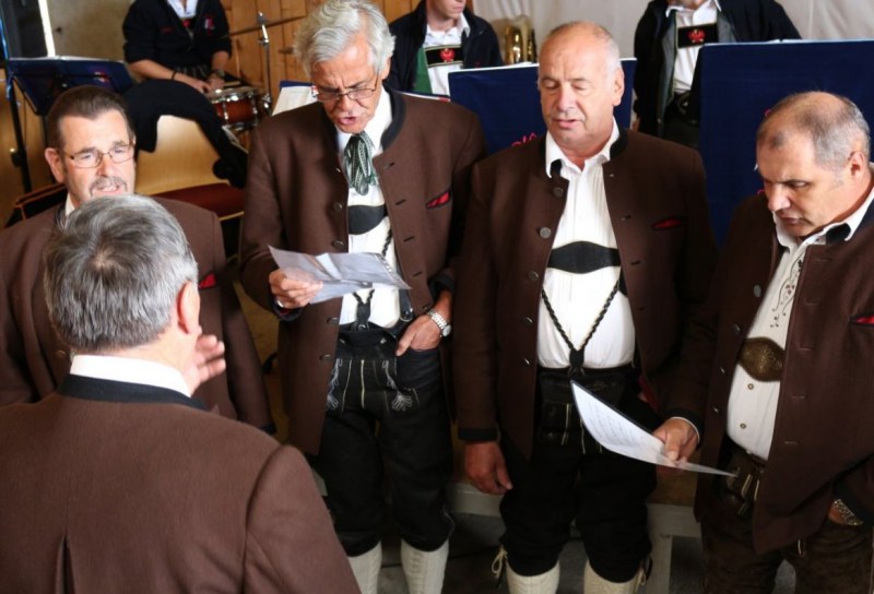 Drei-Almen-Abtrieb in Mieming – Abschied des Marienberg-Hirten