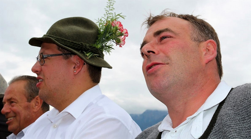Drei-Almen-Abtrieb in Mieming – Abschied des Marienberg-Hirten