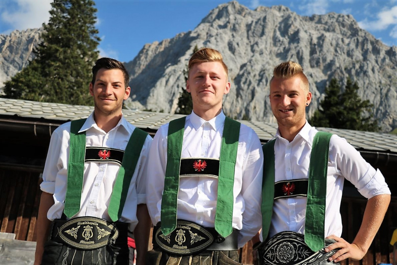 Einweihung Hochfeldernalm - „Dorffest“ auf der Mieminger Alpe