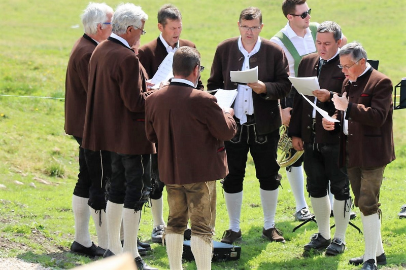 Einweihung Hochfeldernalm - „Dorffest“ auf der Mieminger Alpe