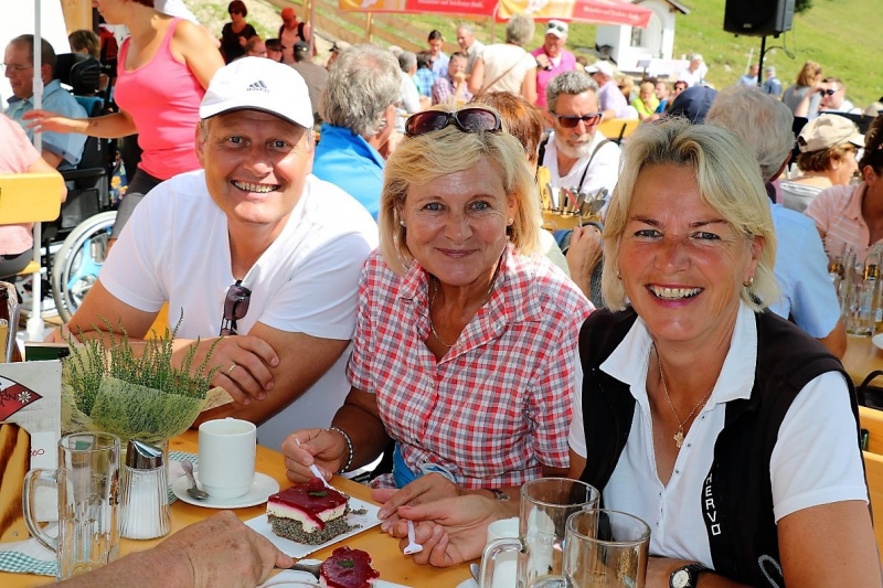 Einweihung Hochfeldernalm - „Dorffest“ auf der Mieminger Alpe
