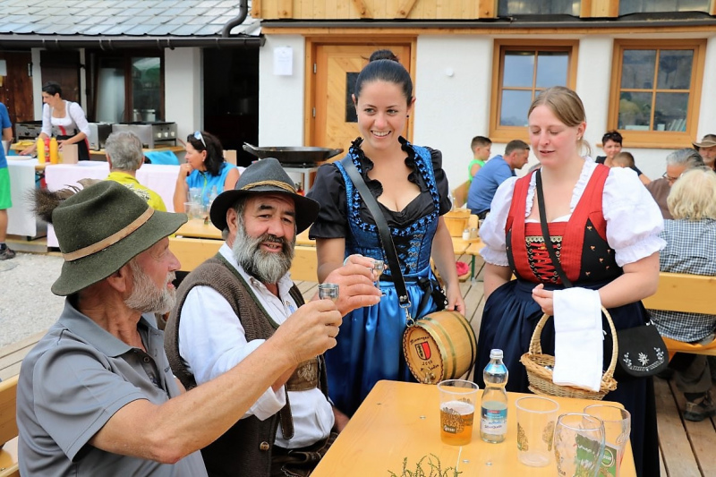 Einweihung Hochfeldernalm - „Dorffest“ auf der Mieminger Alpe