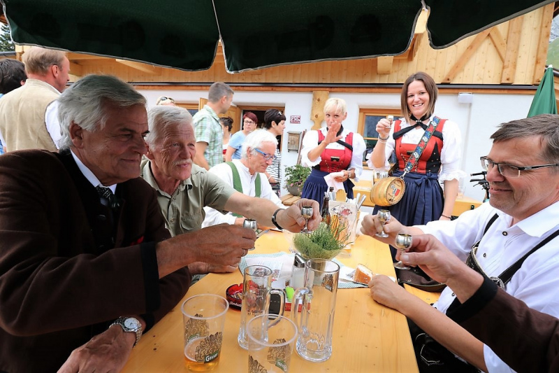 Einweihung Hochfeldernalm - „Dorffest“ auf der Mieminger Alpe