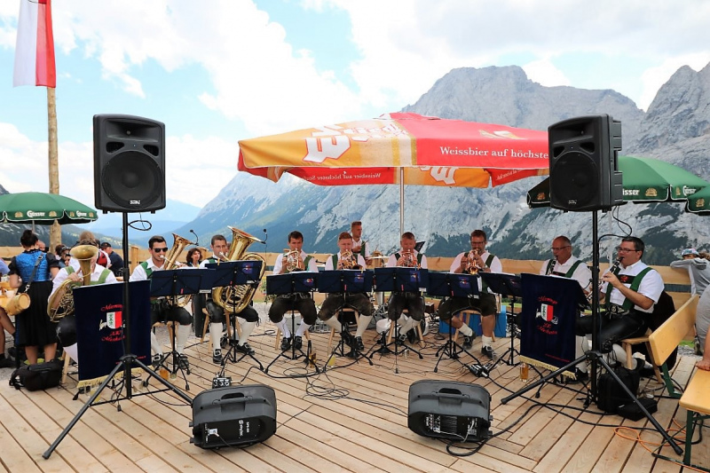 Einweihung Hochfeldernalm - „Dorffest“ auf der Mieminger Alpe