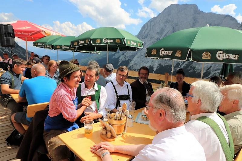 Einweihung Hochfeldernalm - „Dorffest“ auf der Mieminger Alpe