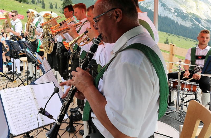 Einweihung Hochfeldernalm - „Dorffest“ auf der Mieminger Alpe