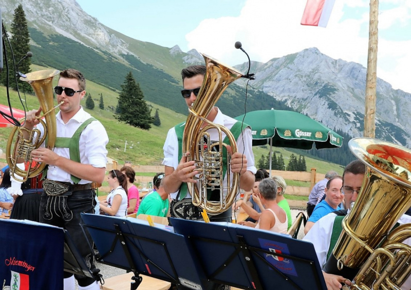 Einweihung Hochfeldernalm - „Dorffest“ auf der Mieminger Alpe