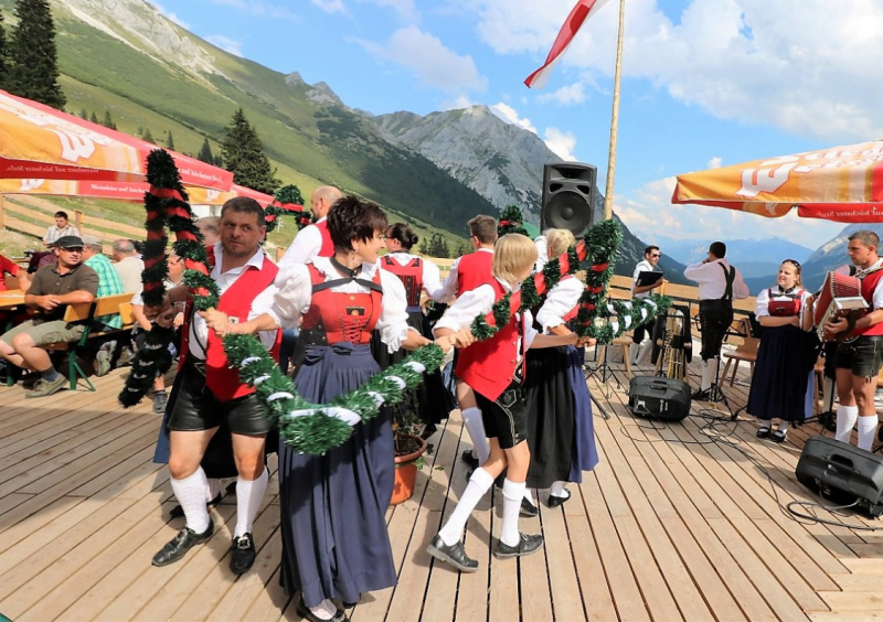 Einweihung Hochfeldernalm - „Dorffest“ auf der Mieminger Alpe