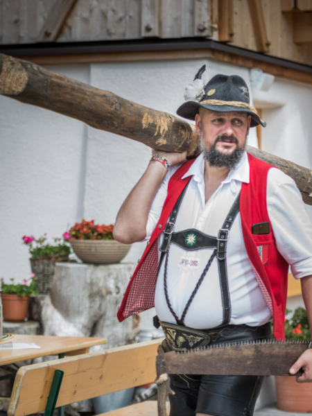 Almfest mit den Längenfelder Schnöllern