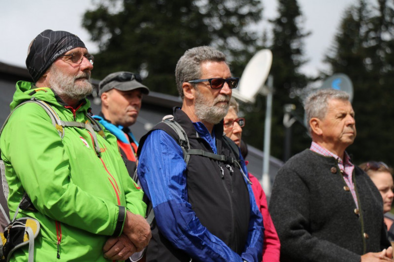 Feldereralpe – Almmesse mit Brunnen-Segnung