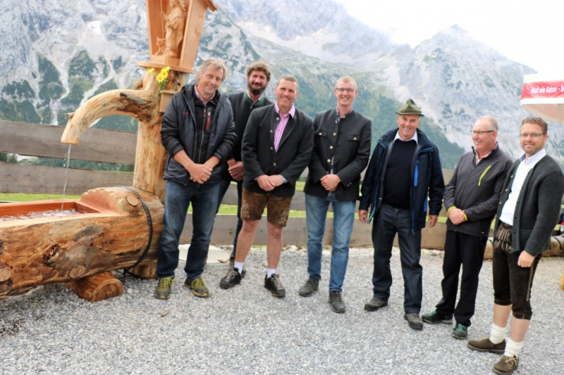 Feldereralpe – Almmesse mit Brunnen-Segnung