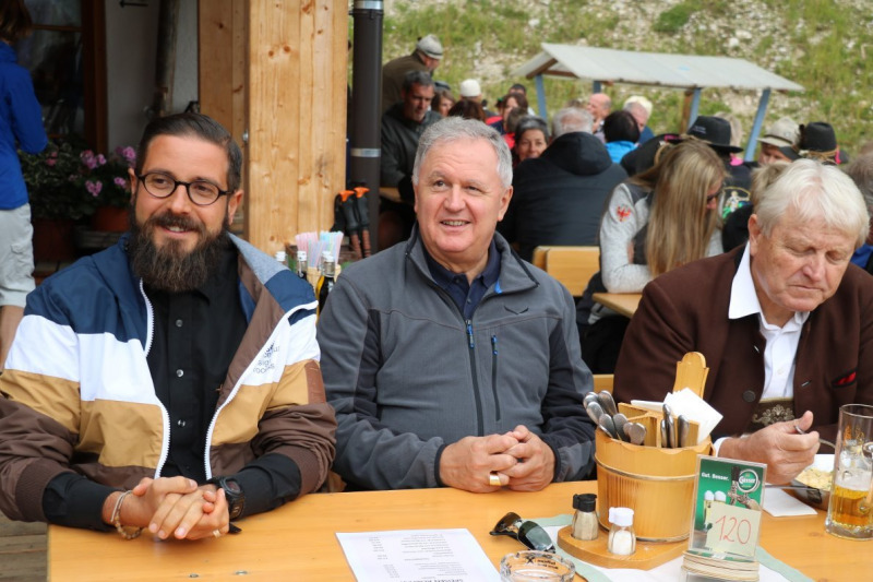 Feldereralpe – Almmesse mit Brunnen-Segnung