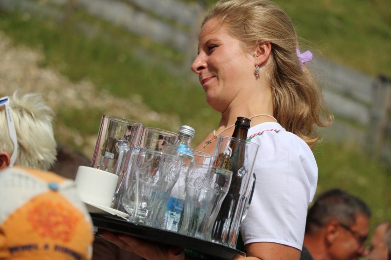 Feldereralpe – Almmesse mit Brunnen-Segnung