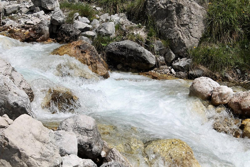 Flüssiges Gold – Spurensuche im Quellgebiet vom Stöttlbach