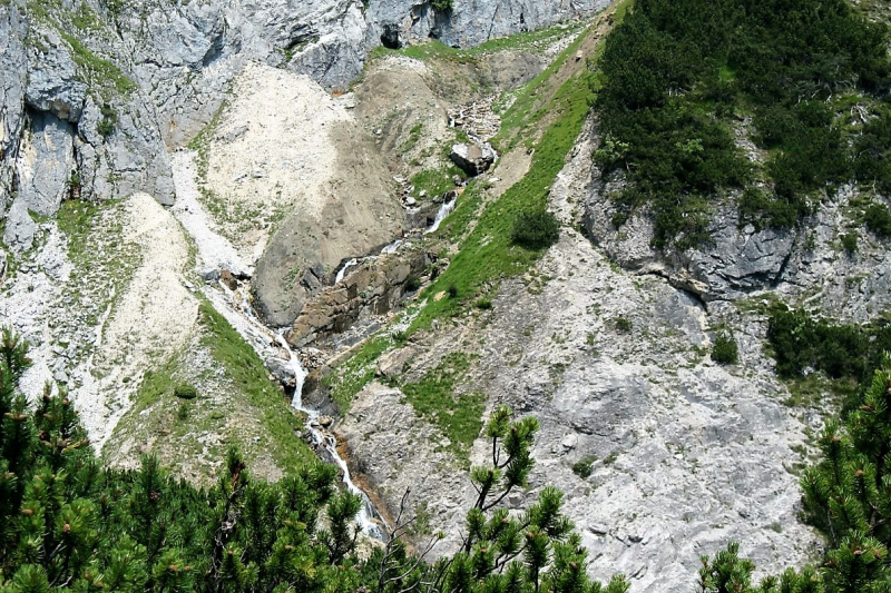Flüssiges Gold – Spurensuche im Quellgebiet vom Stöttlbach