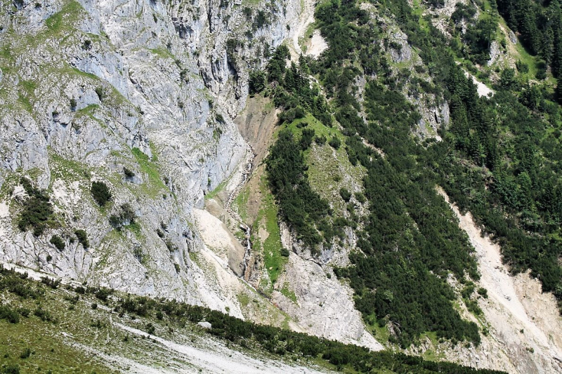 Flüssiges Gold – Spurensuche im Quellgebiet vom Stöttlbach