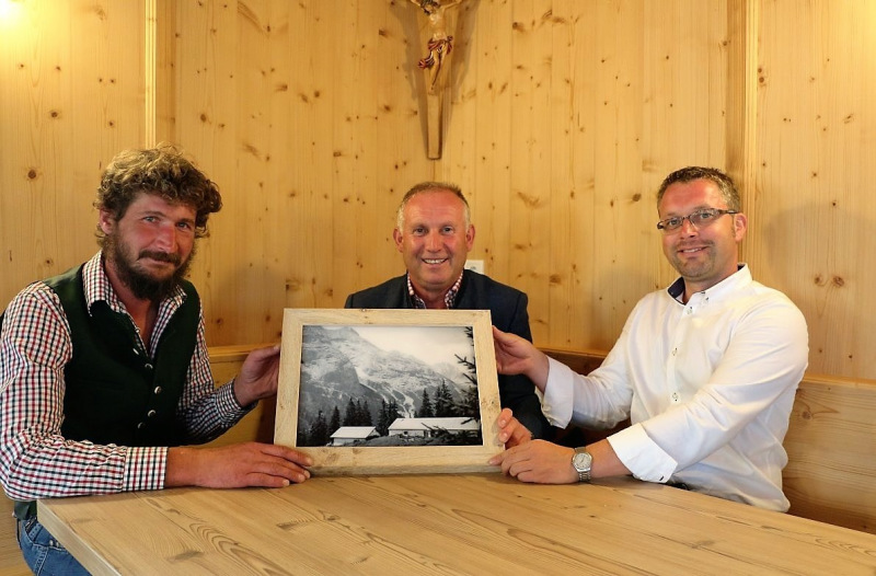 Scharmer  Anna’s Bild geschenk für die neue Feldernalm