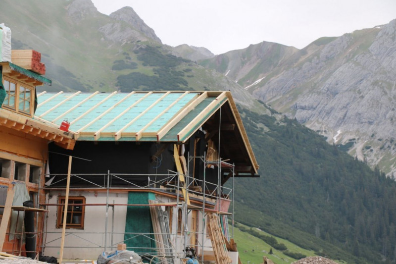 Hochbaustelle Feldernalm – Kein Termindruck