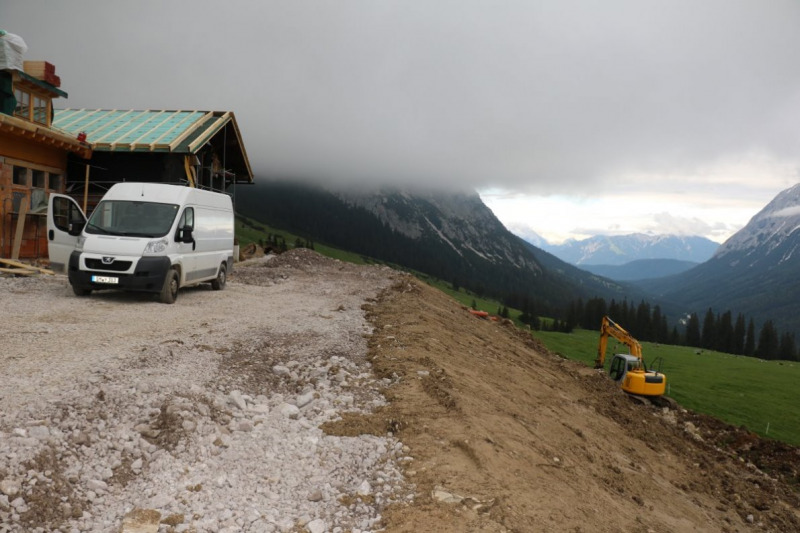 Hochbaustelle Feldernalm – Kein Termindruck