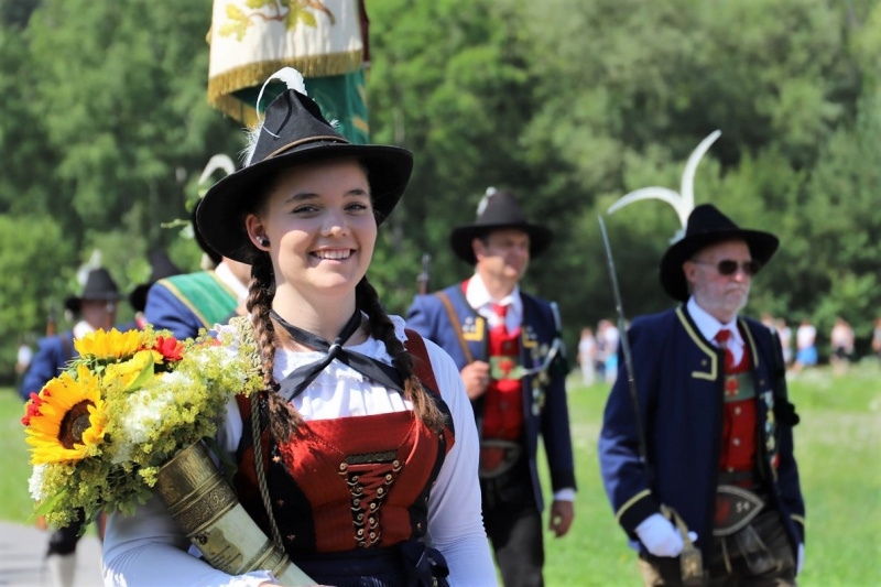 Mieming feiert seinen Bauernheiligen Isidor