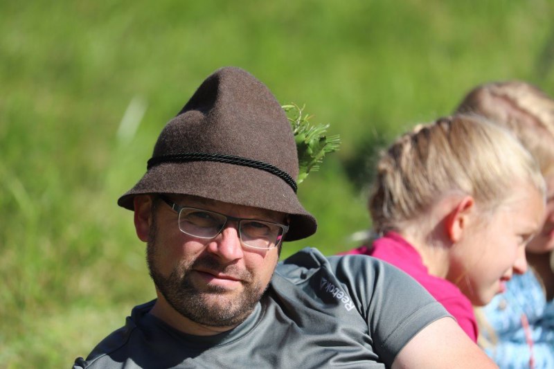 Nahaufnahme Feldernalmabtrieb – 35 Kilometer Fußweg