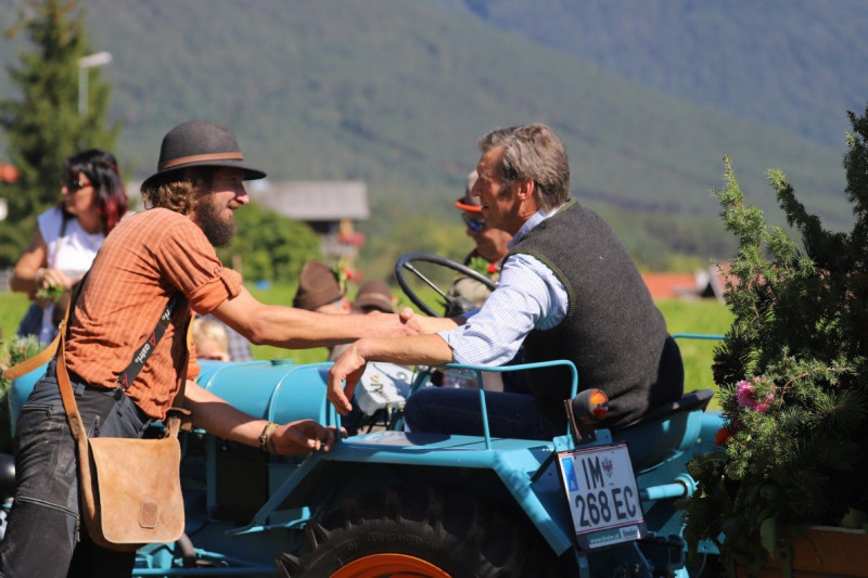 Nahaufnahme Feldernalmabtrieb – 35 Kilometer Fußweg