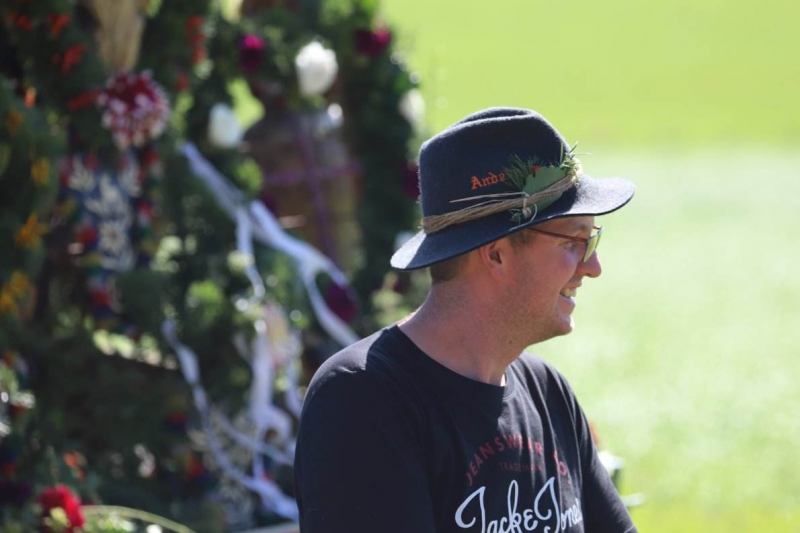 Nahaufnahme Feldernalmabtrieb – 35 Kilometer Fußweg