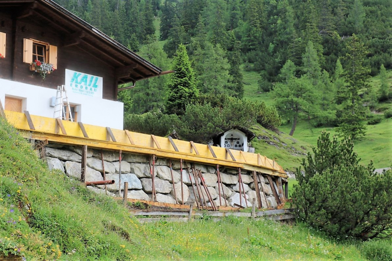 Sanierung Marienbergalpe – zum Almsommer solls fertig sein
