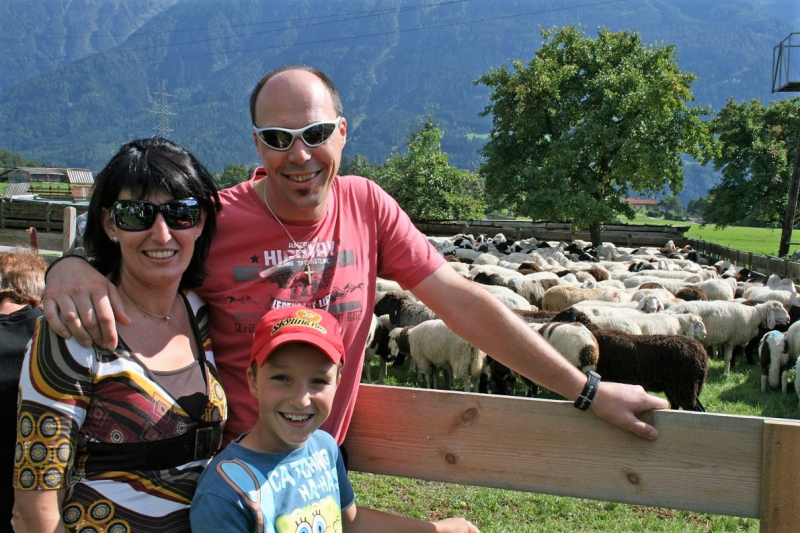 Schafabtrieb von der Seebenalm nach Untermieming