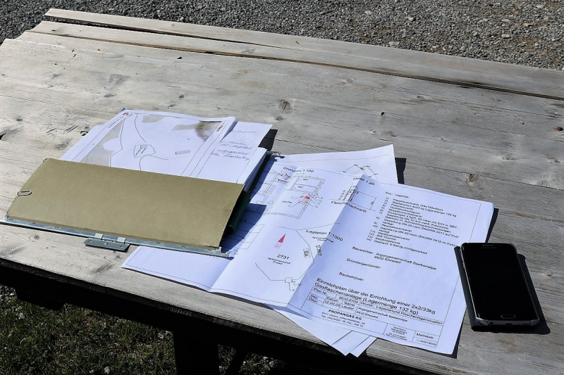 Seebenalm – Gebaut werden Steinschlagschutz und Gastank