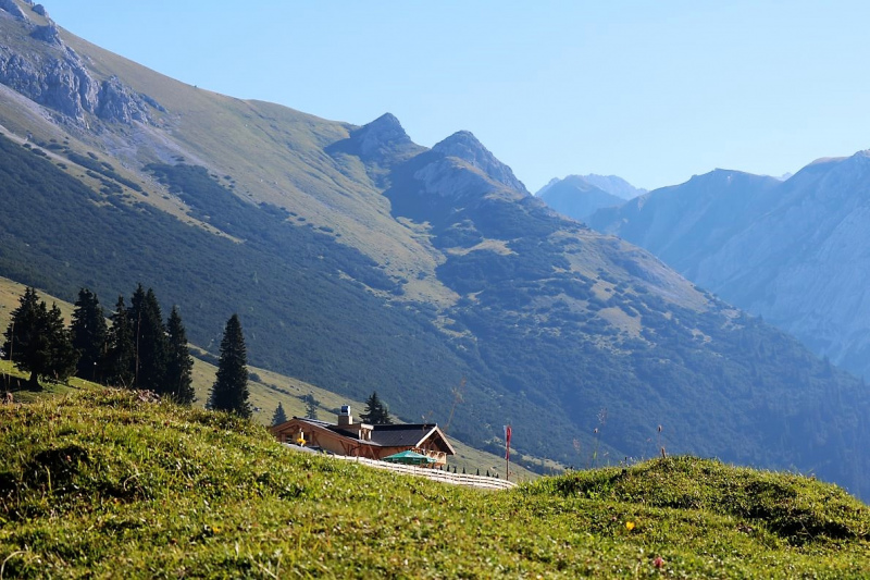 Tag auf der Hochfeldernalm – zwischen Morgen- und Abendsonne