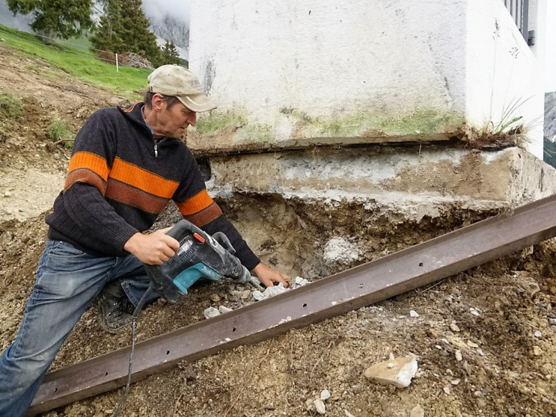 Verlegung der Feldernalmkapelle
