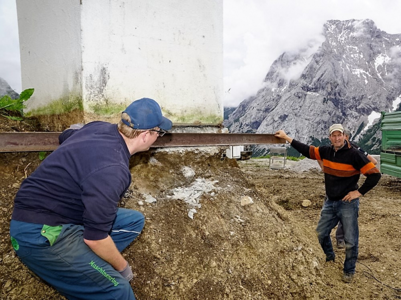 Verlegung der Feldernalmkapelle