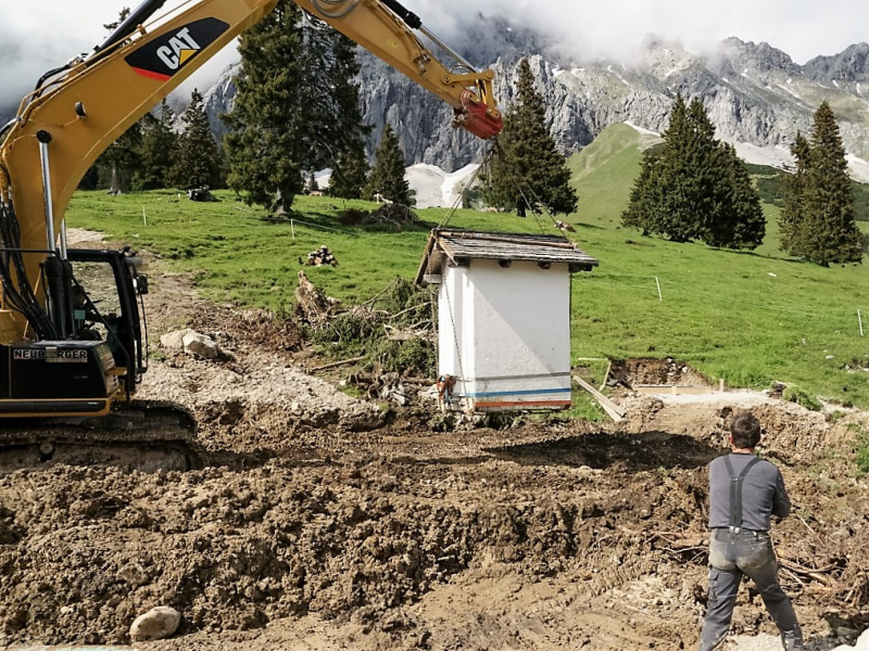 Verlegung der Feldernalmkapelle